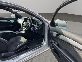 Mercedes-Benz C Class 2.1 C250 CDI AMG Sport Edition G-Tronic+ Euro 5 (s/s) 2dr