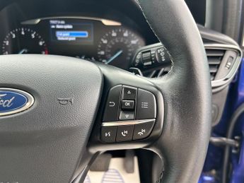 Ford Fiesta TITANIUM AUTOMATIC SAT NAV
