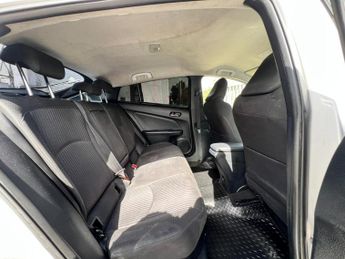 Toyota Prius VVT-I ACTIVE