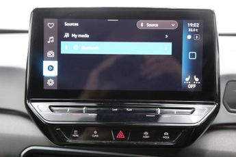 Volkswagen ID.3 Pro Performance 58kWh Life Auto 5dr