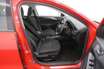 Ford Focus 1.0T EcoBoost Titanium Auto Euro 6 (s/s) 5dr