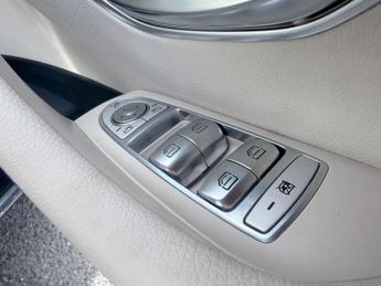 Mercedes-Benz E Class 2.0 E 220 D SE PREMIUM