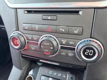 Land Rover Discovery 3.0 SDV6 XS