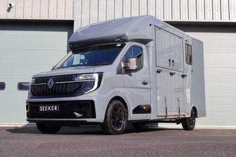 Renault Master DEMO MODEL 3.5 TON ADVANCE 150 AUTO STALLION BUILD SEEKER HORSEB