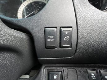 Nissan Navara Tekna | NP300 | Auto | 2.3 LT | Double Cab | Nav | Air Con | NO 