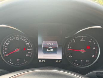 Mercedes-Benz C Class 1.6 C200d Sport Saloon 4dr Diesel G-Tronic+ Euro 6 (s/s) (136 ps