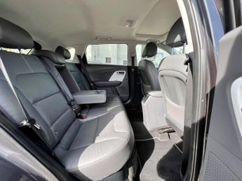 Kia Niro FIRST EDITION