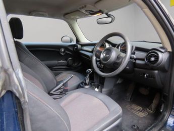Mini Hatch 1.5 Cooper Auto Euro 6 (s/s) 3dr