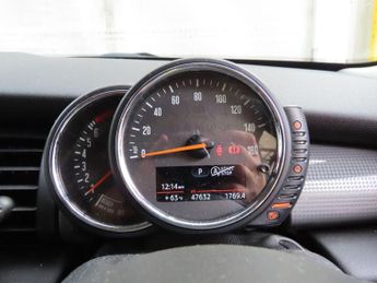Mini Hatch 1.5 Cooper Auto Euro 6 (s/s) 3dr