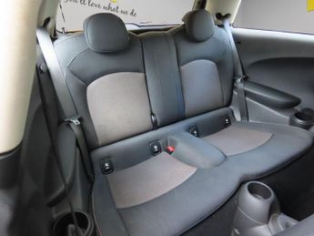 Mini Hatch 1.5 Cooper Auto Euro 6 (s/s) 3dr