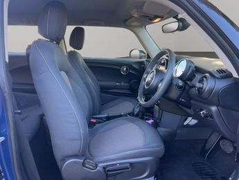 Mini Hatch 1.5 Cooper Auto Euro 6 (s/s) 3dr