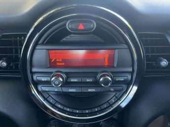 Mini Hatch 1.5 Cooper Auto Euro 6 (s/s) 3dr