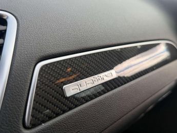 Audi RS4 4.2 FSI V8 Estate 5dr Petrol S Tronic quattro Euro 5 (450 ps)
