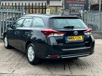 Toyota Auris VVT-I ACTIVE TOURING SPORTS