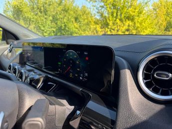 Mercedes-Benz GLA Class GLA 250e Exclusive Edition Auto Petrol Hybrid 15KWH PARKTRONIC/F