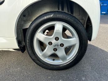 Peugeot 107 SPORTIUM £20 PER YEAR ROAD TAX 543,000 MILES