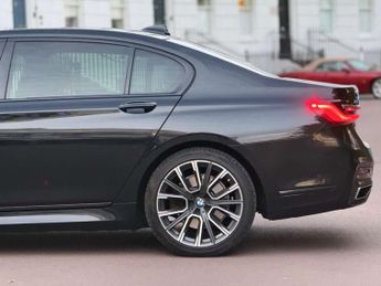 BMW 7 Series 3.0 745Le 12kWh M Sport Saloon 4dr Petrol Plug-in Hybrid Auto xD