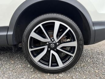 Nissan Qashqai 1.6 dCi Tekna XTRON 2WD Euro 6 (s/s) 5dr