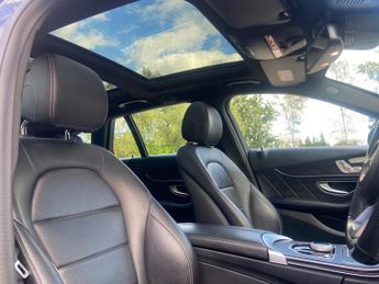 Mercedes-Benz C Class 2.1 C220d AMG Line (Premium) G-Tronic+ 4MATIC Euro 6 (s/s) 5dr