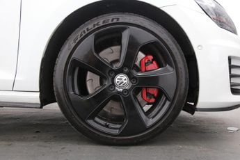 Volkswagen Golf 2.0 TSI BlueMotion Tech GTI Performance DSG Euro 6 (s/s) 3dr