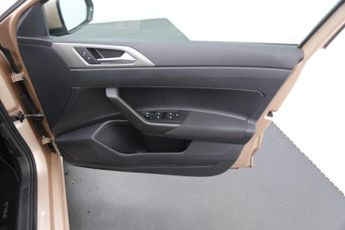Volkswagen Polo 1.0 TSI SE DSG Euro 6 (s/s) 5dr