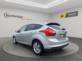 Ford Focus 1.6 Titanium Navigator Powershift Euro 5 5dr
