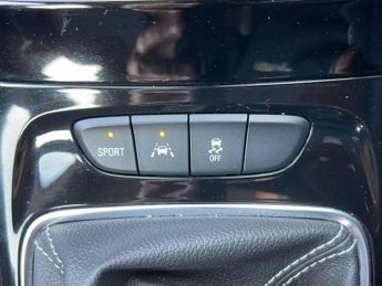 Vauxhall Astra 1.4i Turbo SRi Nav Euro 6 5dr