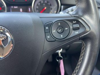 Vauxhall Astra 1.4i Turbo SRi Nav Euro 6 5dr