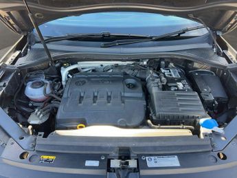 Volkswagen Tiguan 2.0 TDI SE Navigation Euro 6 (s/s) 5dr