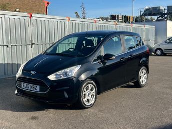 Ford B Max ZETEC NAVIGATOR SAT NAV 33,000 MILES