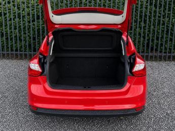 Ford Focus 1.6 Zetec Powershift Euro 5 5dr