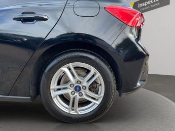 Ford Focus 1.0T EcoBoost Zetec Euro 6 (s/s) 5dr