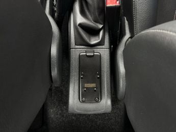 Vauxhall Corsa 1.2 16V Active Euro 5 5dr (A/C)