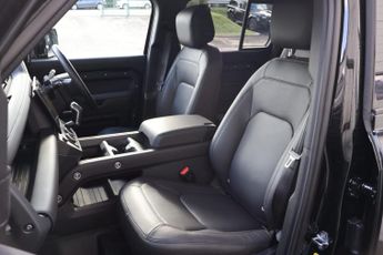 Land Rover Defender 110 2026 D350 HARD TOP X-DYNAMIC HSE  GENUINE REAR SEATS FITTED