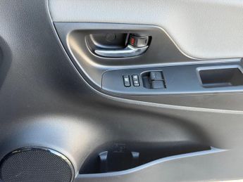 Toyota Yaris VVT-I ICON
