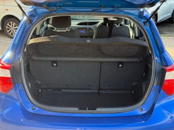 Toyota Yaris VVT-I ICON