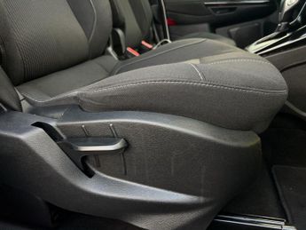 Ford B-Max 1.6 Zetec Powershift Euro 5 5dr