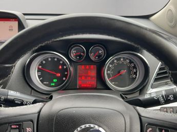 Vauxhall Mokka 1.6i Tech Line 2WD Euro 6 (s/s) 5dr