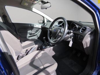 Ford Fiesta 1.0T EcoBoost Zetec Euro 5 (s/s) 5dr