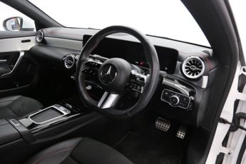 Mercedes-Benz CLA Class 1.3 CLA180h MHEV AMG Line (Executive) Coupe 7G-DCT Euro 6 (s/s) 