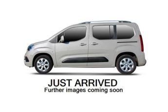 Vauxhall Combo Combo Life 5Dr 1.2i Turbo 130ps SE AU