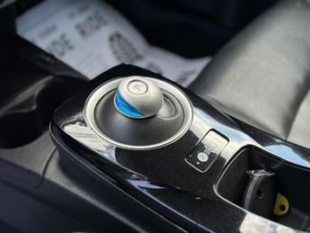 Nissan Leaf 24kWh Tekna Hatchback 5dr