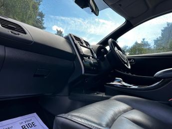 Nissan Leaf 24kWh Tekna Hatchback 5dr