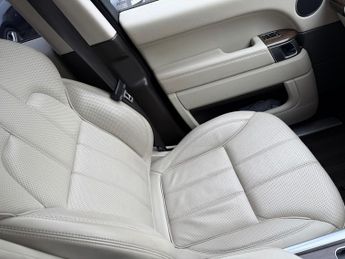 LAND ROVER RANGE ROVER SPORT 3.0 SDV6 [306] HSE 5dr Auto *FULL SERVICE HISTORY*