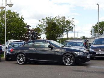 BMW 325 325d M Sport 2dr ++ LEATHER / 9 BMW SERVICES / NAV / 19 INCH ALL