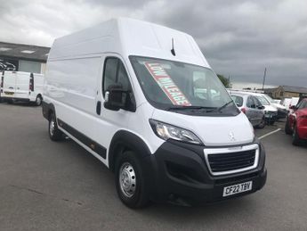 Peugeot Boxer 2.2 BlueHDi H3 Professional Van 140ps