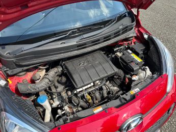 HYUNDAI I10 1.2 SE 5dr Auto