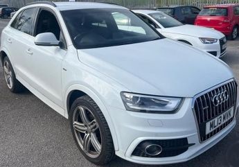 Audi Q3 2.0 TDI Quattro S Line 5dr ++ 19 INCH ALLOYS / SAT NAV / DAB / B