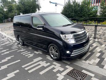 Nissan Elgrand E51 2WD 3.5 V6 AUTOMATIC 8 SEATER