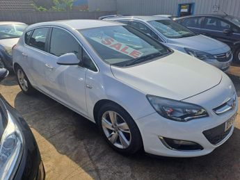 Vauxhall Astra 1.6i 16V SRi 5dr